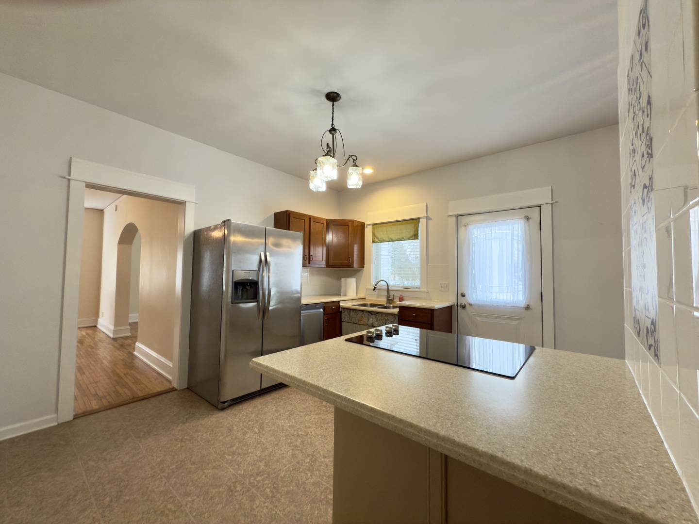 717 Warner Avenue, Lemont, IL 60439