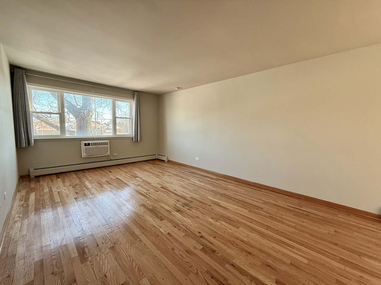 4600 N CUMBERLAND Avenue #101, Chicago, IL 60656