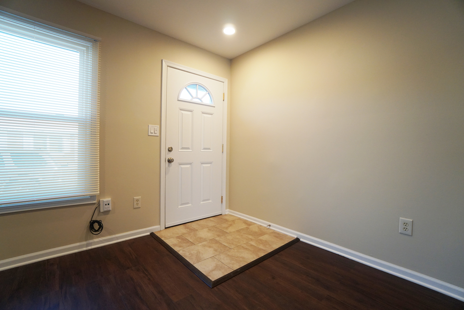 2908 30th Street, Zion, IL 60099