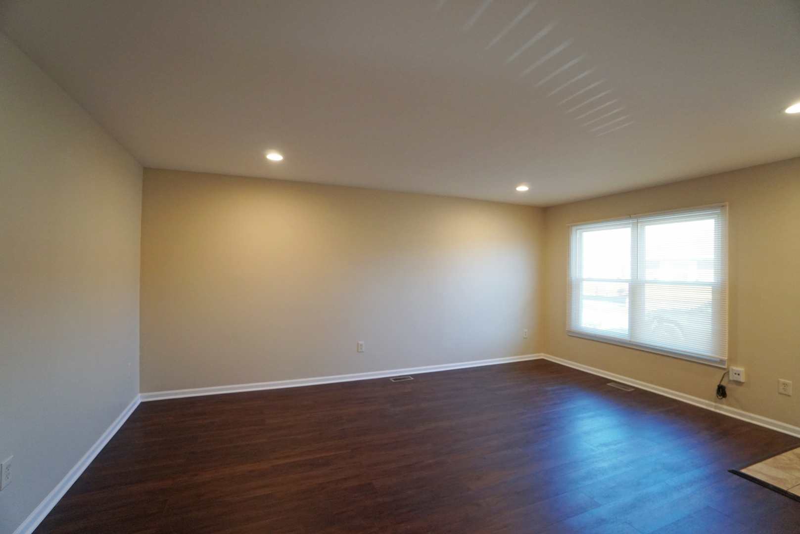 2908 30th Street, Zion, IL 60099