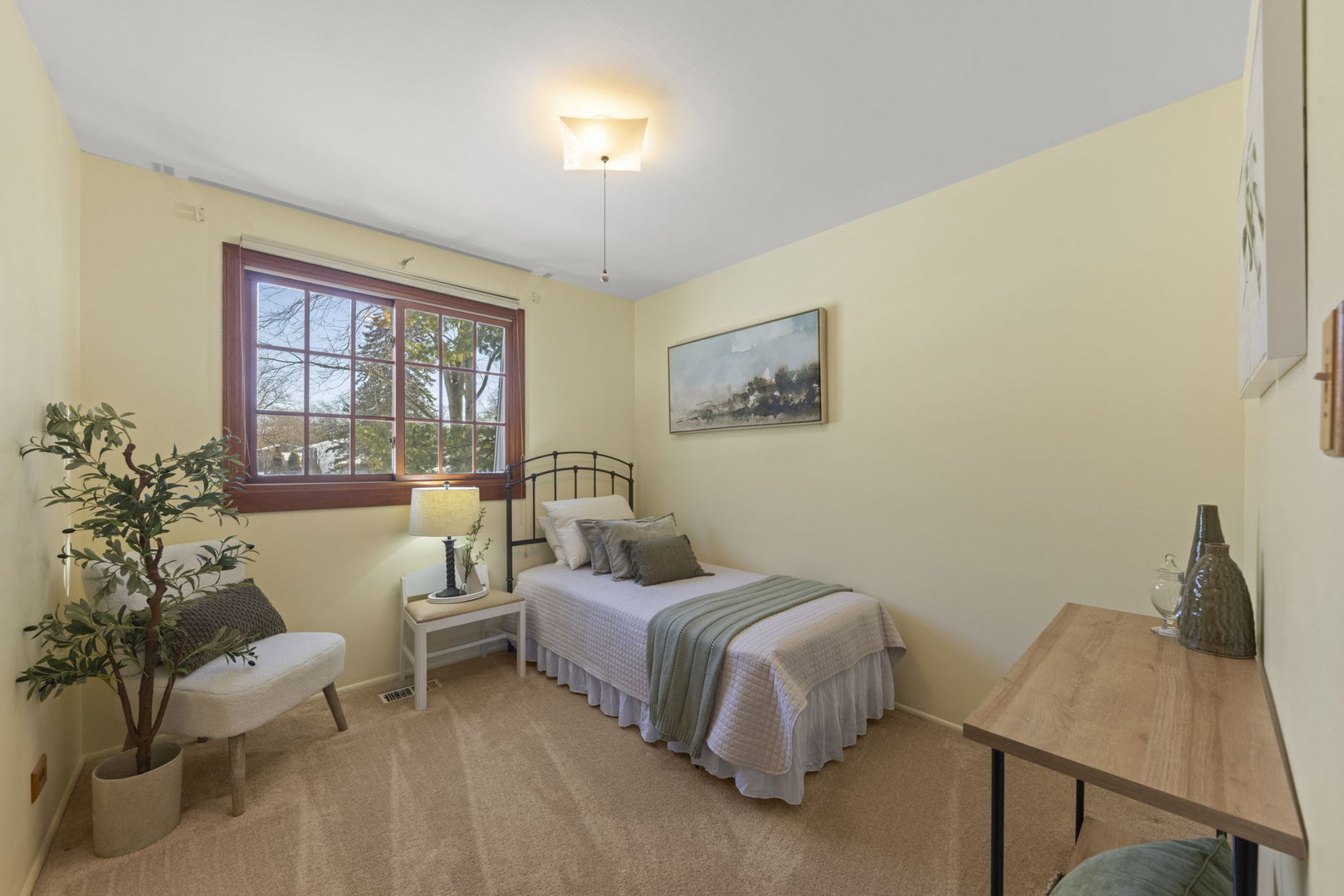 1922 Cambridge Lane, Wheaton, IL 60189