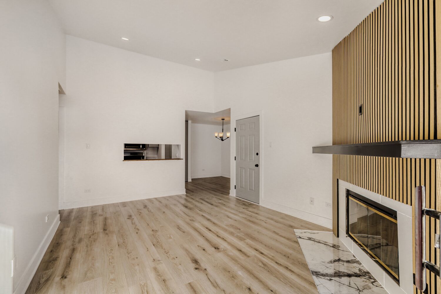 42 N Park Avenue #3, Lombard, IL 60148