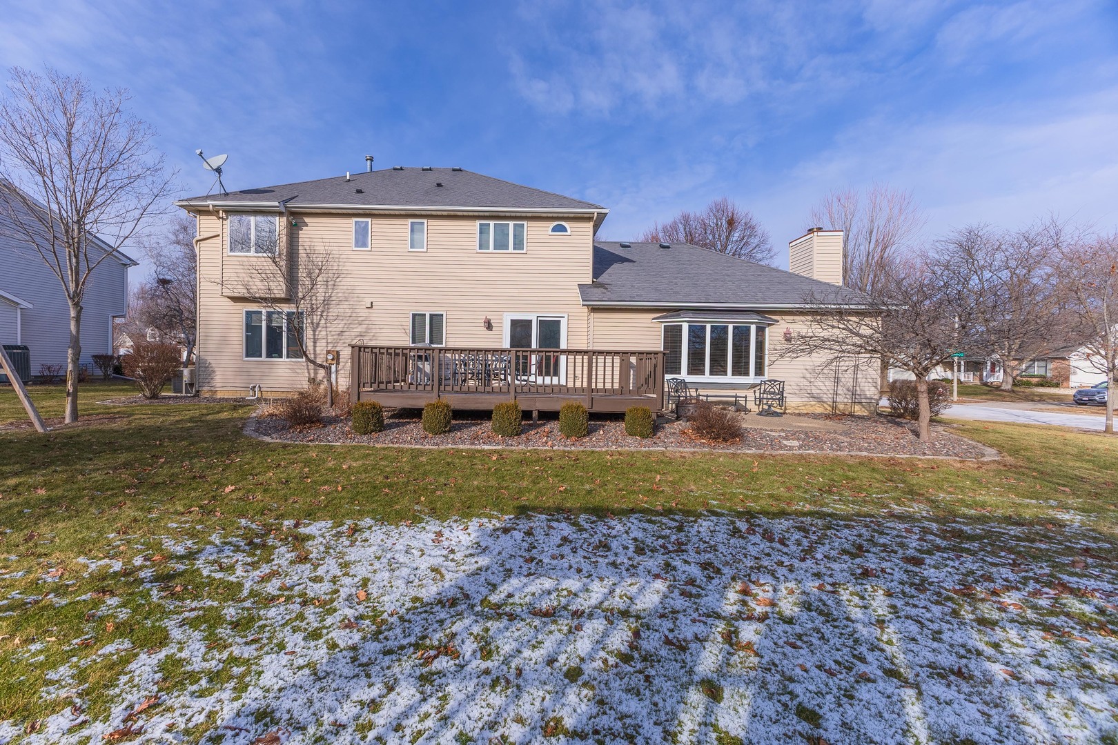 2813 Stonehurst Drive, Bloomington, IL 61704