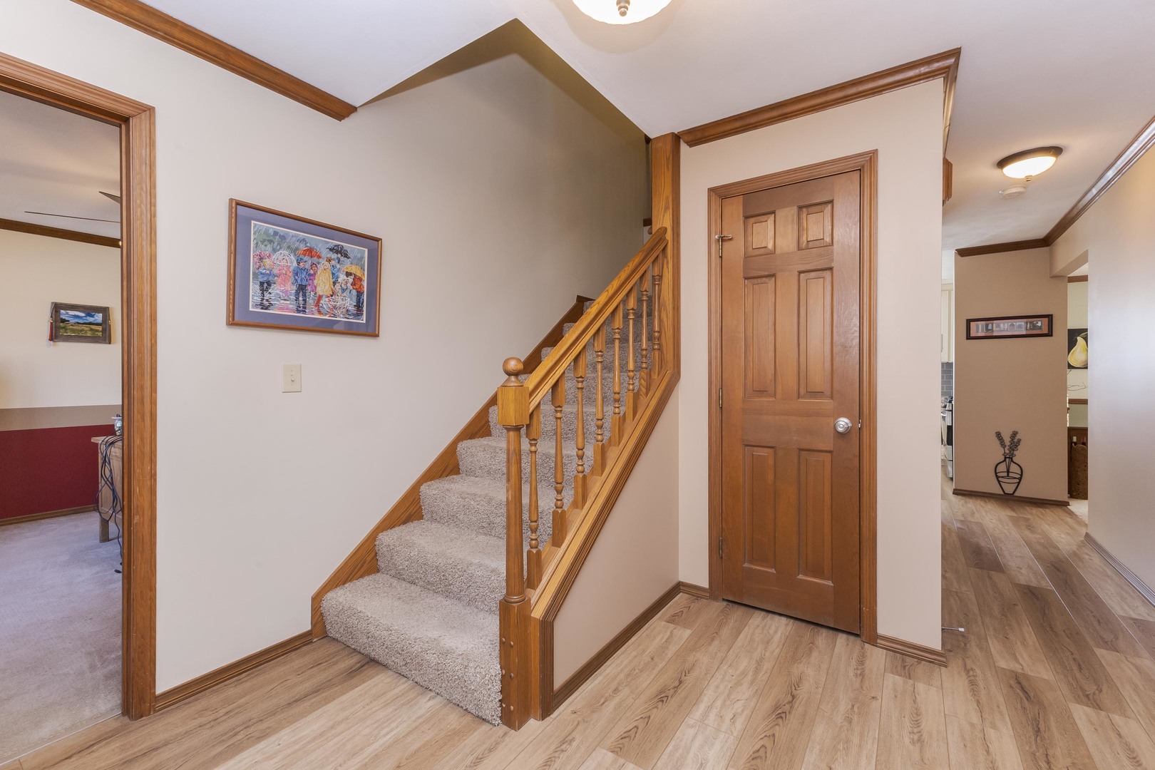 2813 Stonehurst Drive, Bloomington, IL 61704