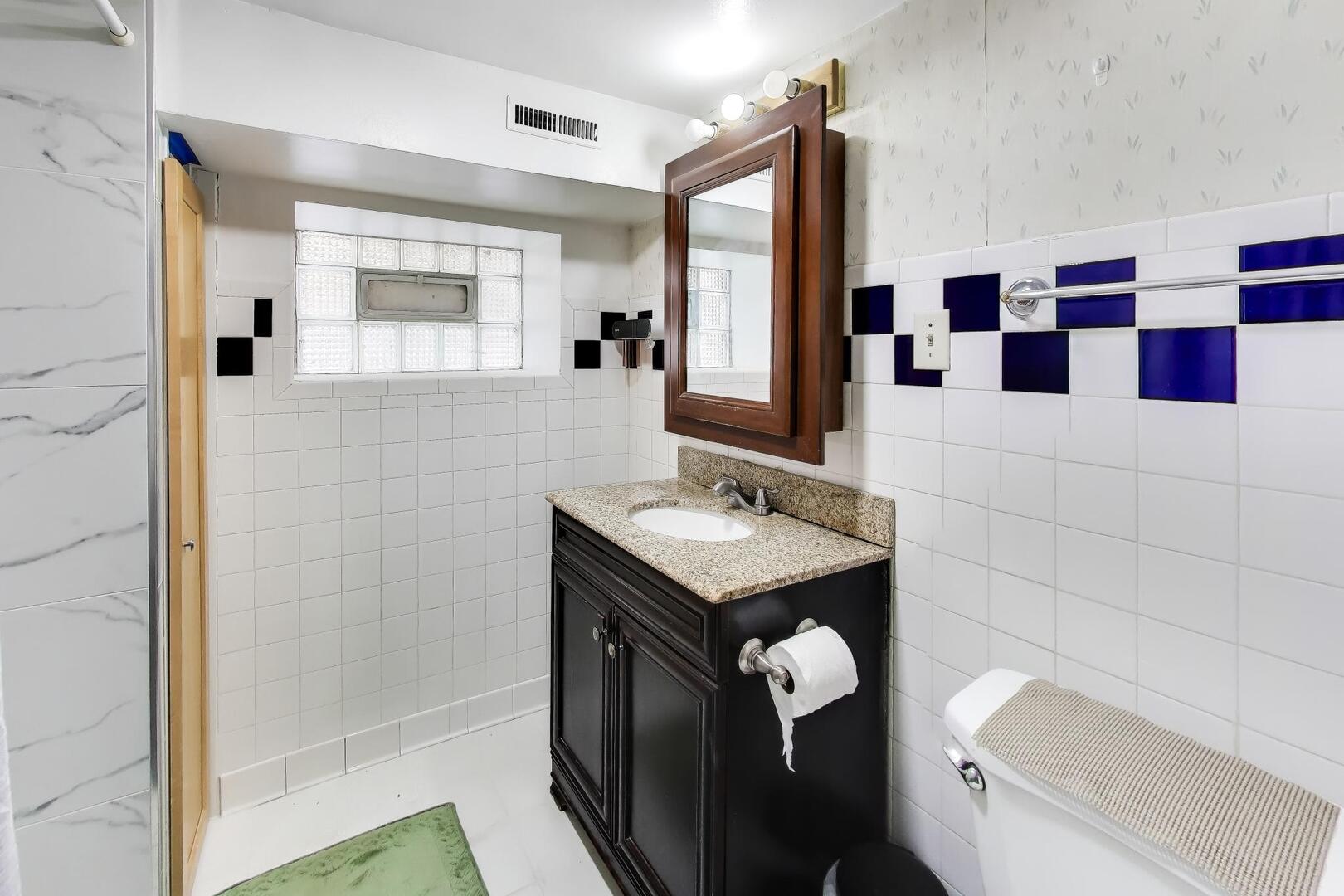 8723 Callie Avenue, Morton Grove, IL 60053