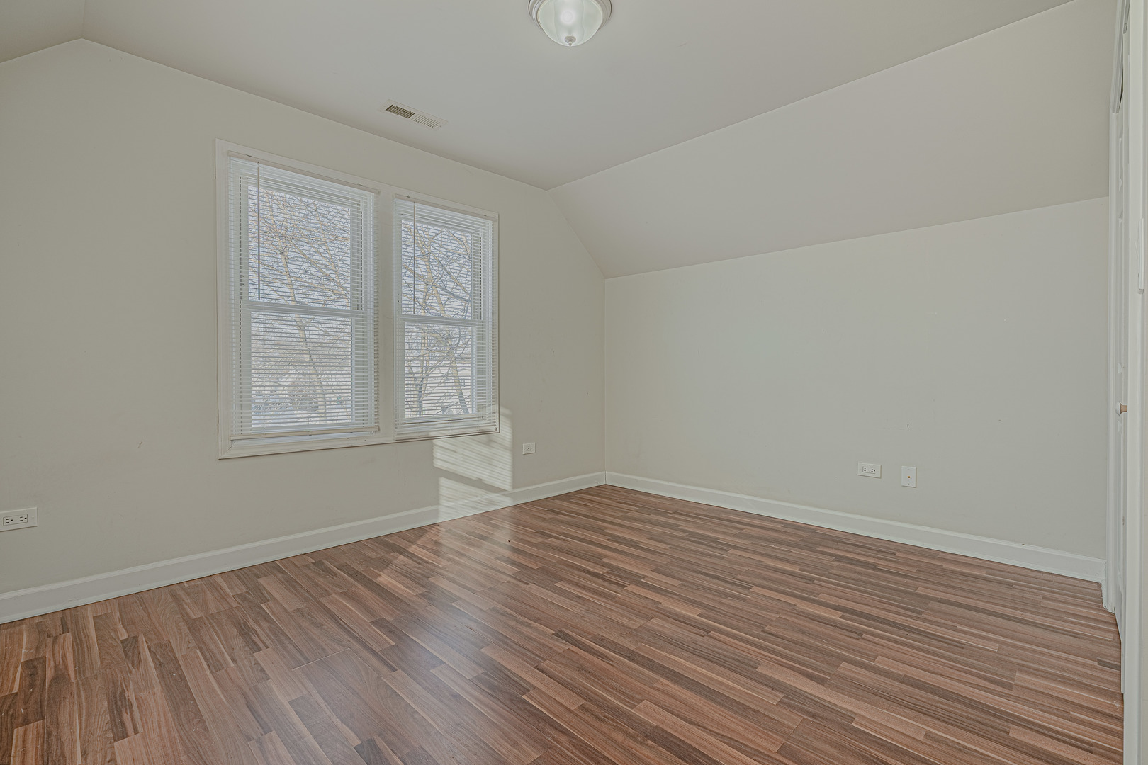 3029 Gilboa Avenue, Zion, IL 60099