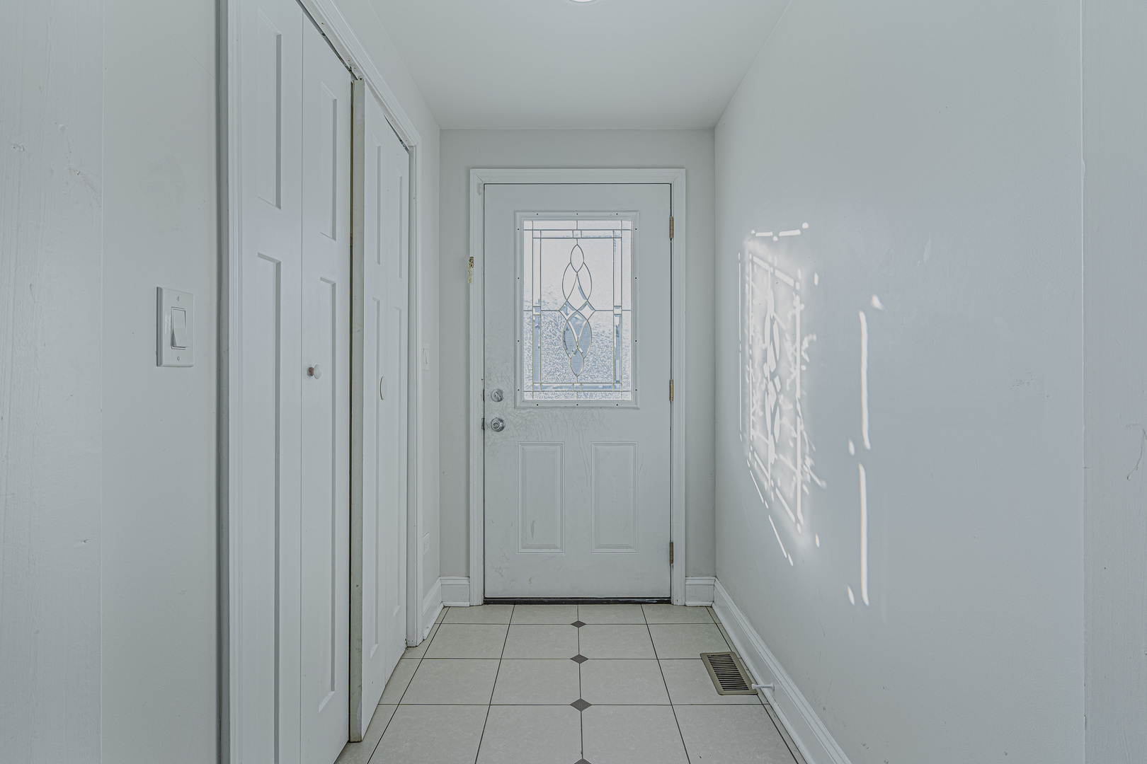 3029 Gilboa Avenue, Zion, IL 60099