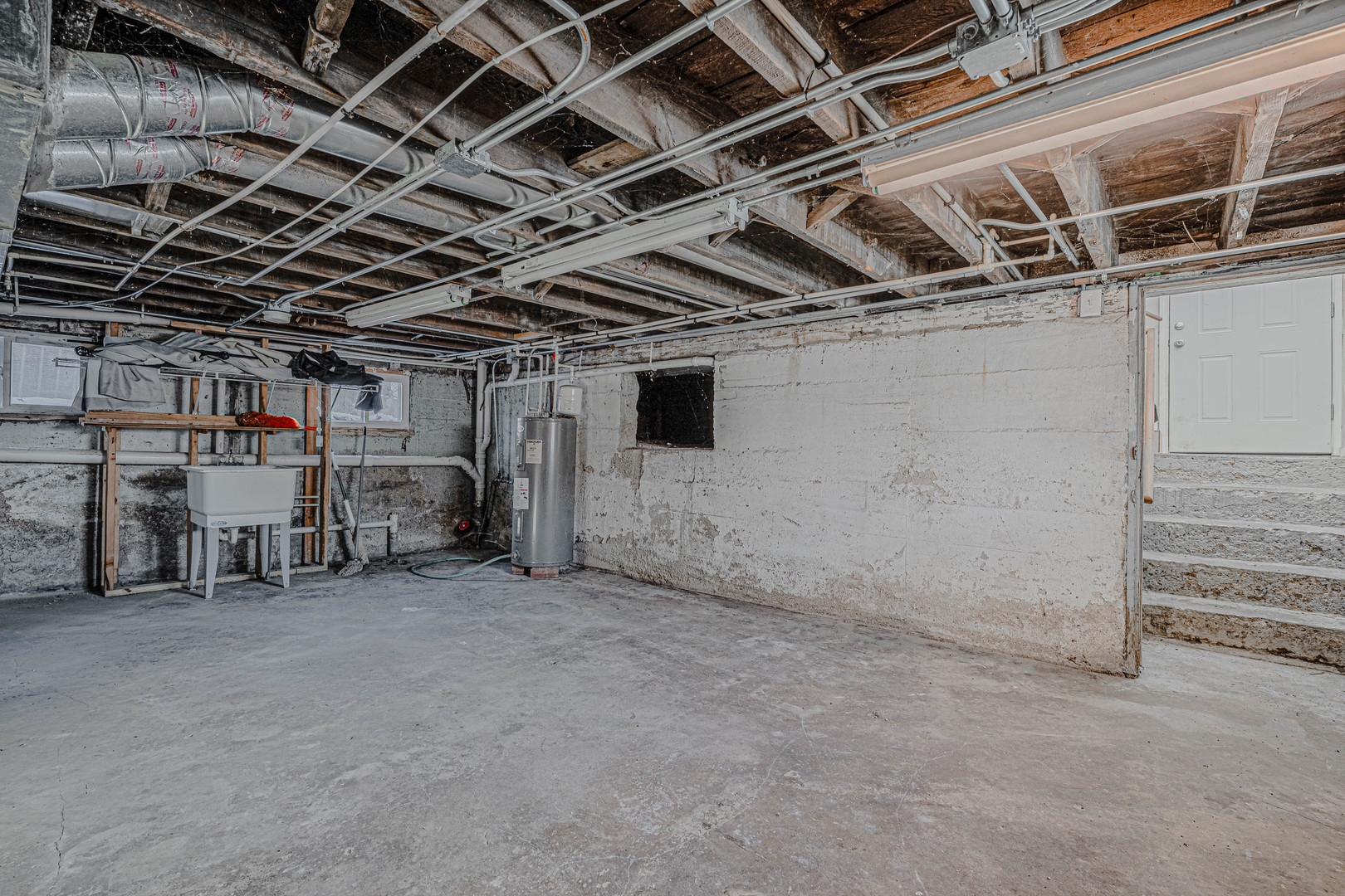 3029 Gilboa Avenue, Zion, IL 60099