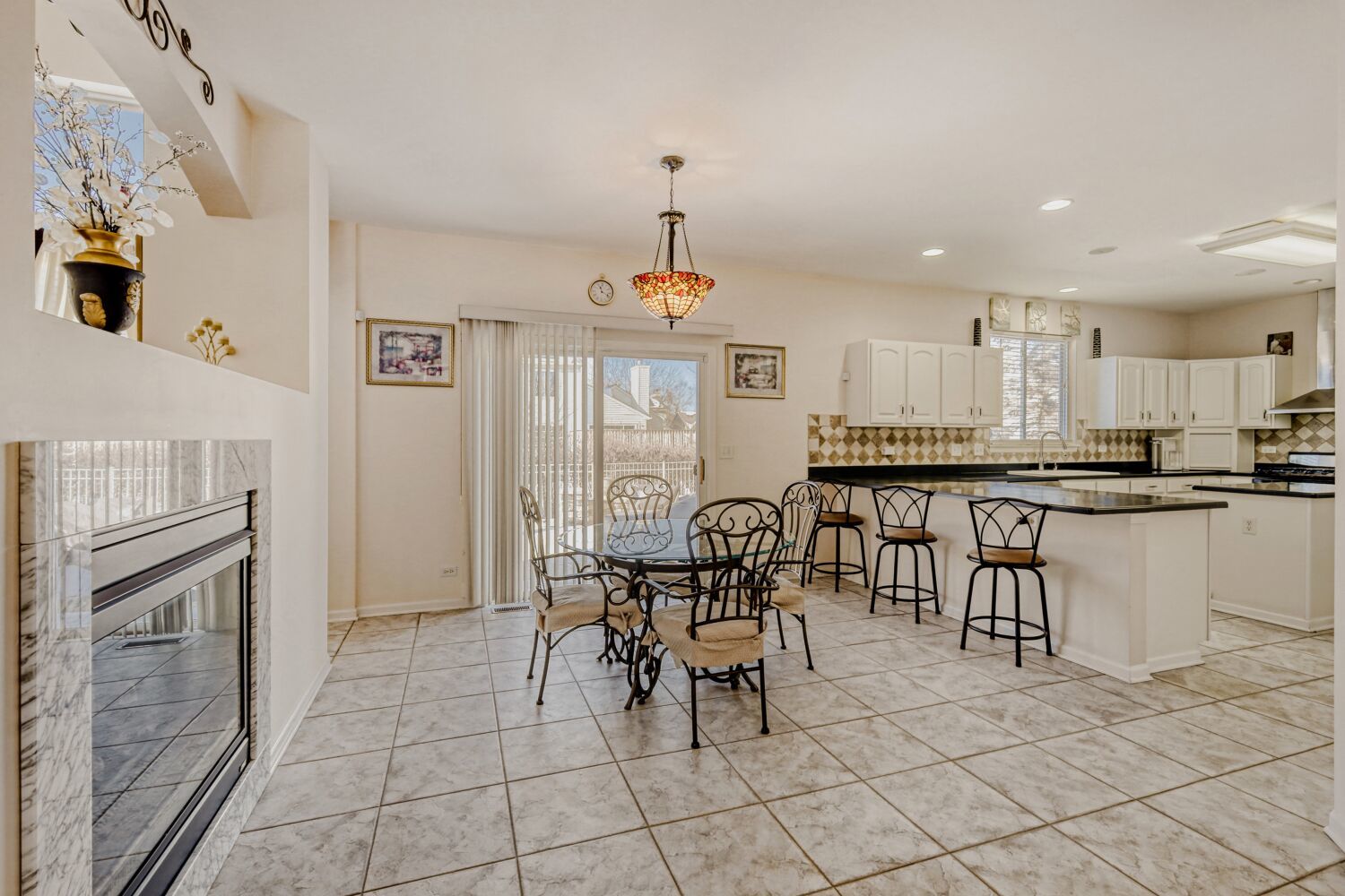 34182 N Wineberry Lane, Round Lake, IL 60073