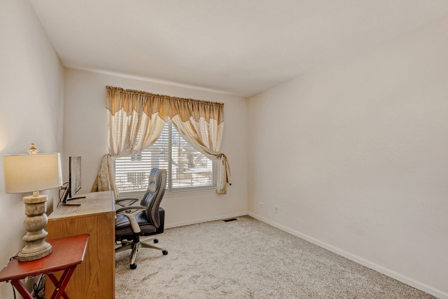 34182 N Wineberry Lane, Round Lake, IL 60073