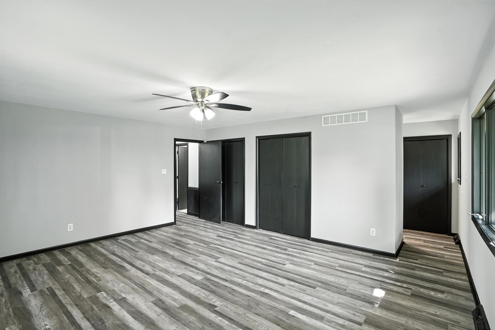 2711 Edgewood Drive, Dyer, IN 46311