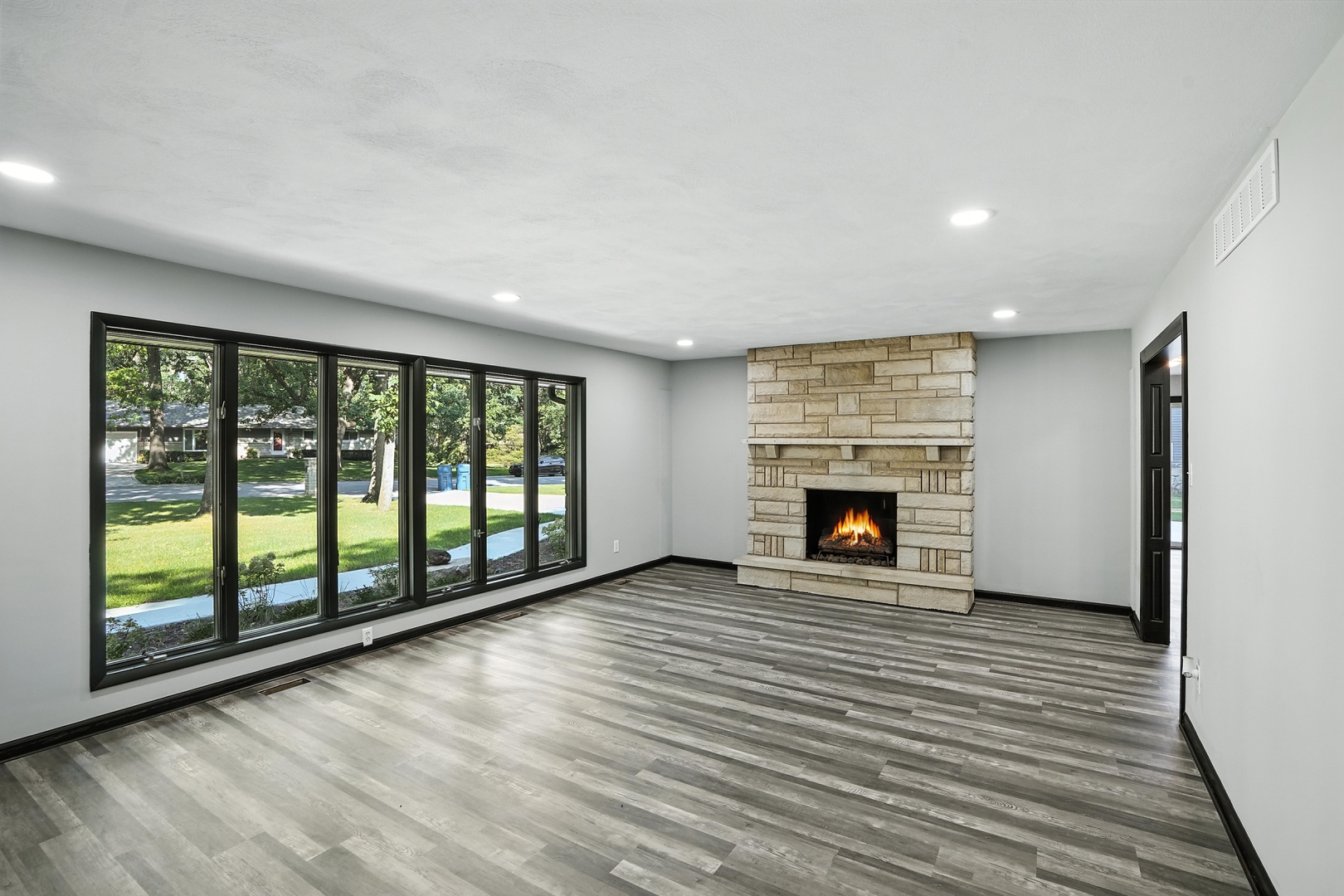 2711 Edgewood Drive, Dyer, IN 46311