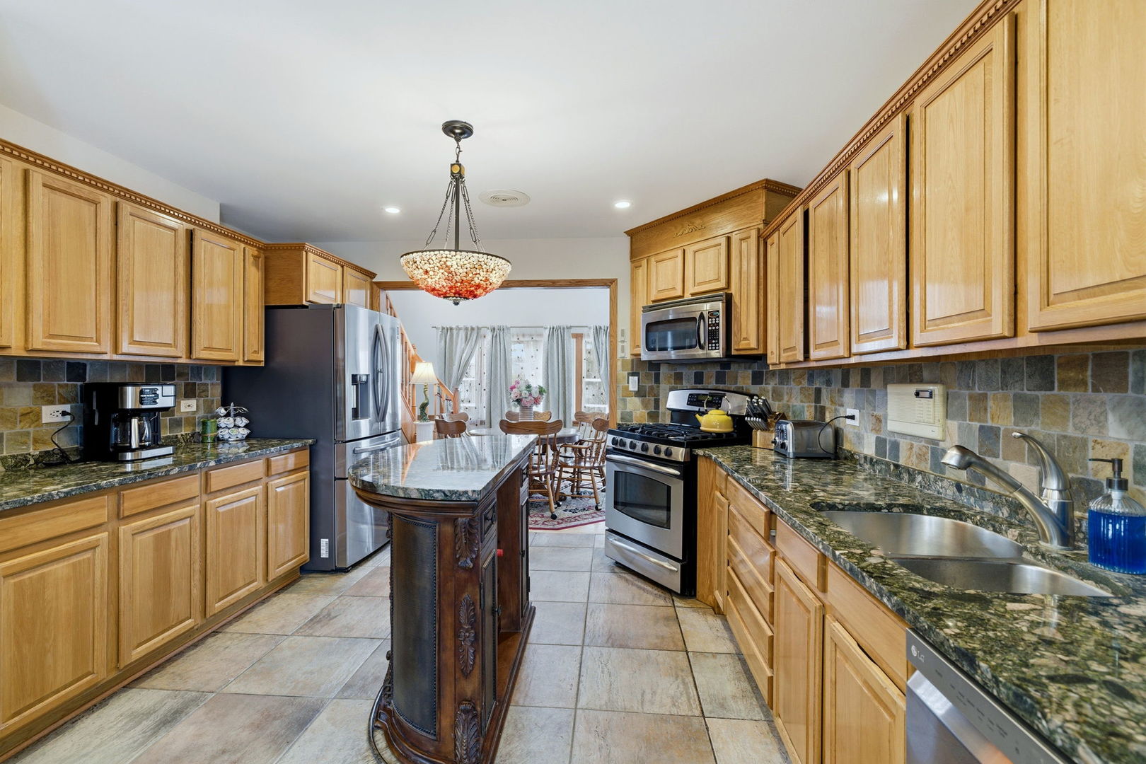 4007 N Washington Street, Westmont, IL 60559