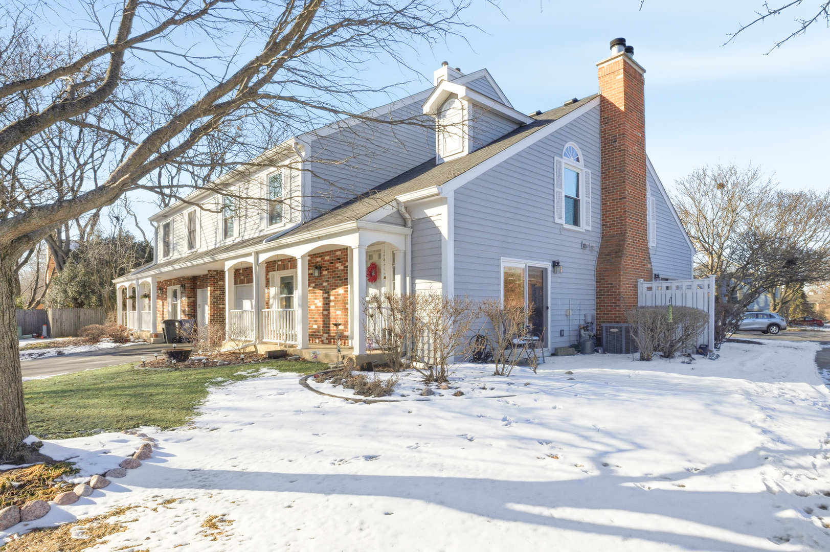 1511 Queensgreen Court, Naperville, IL 60563