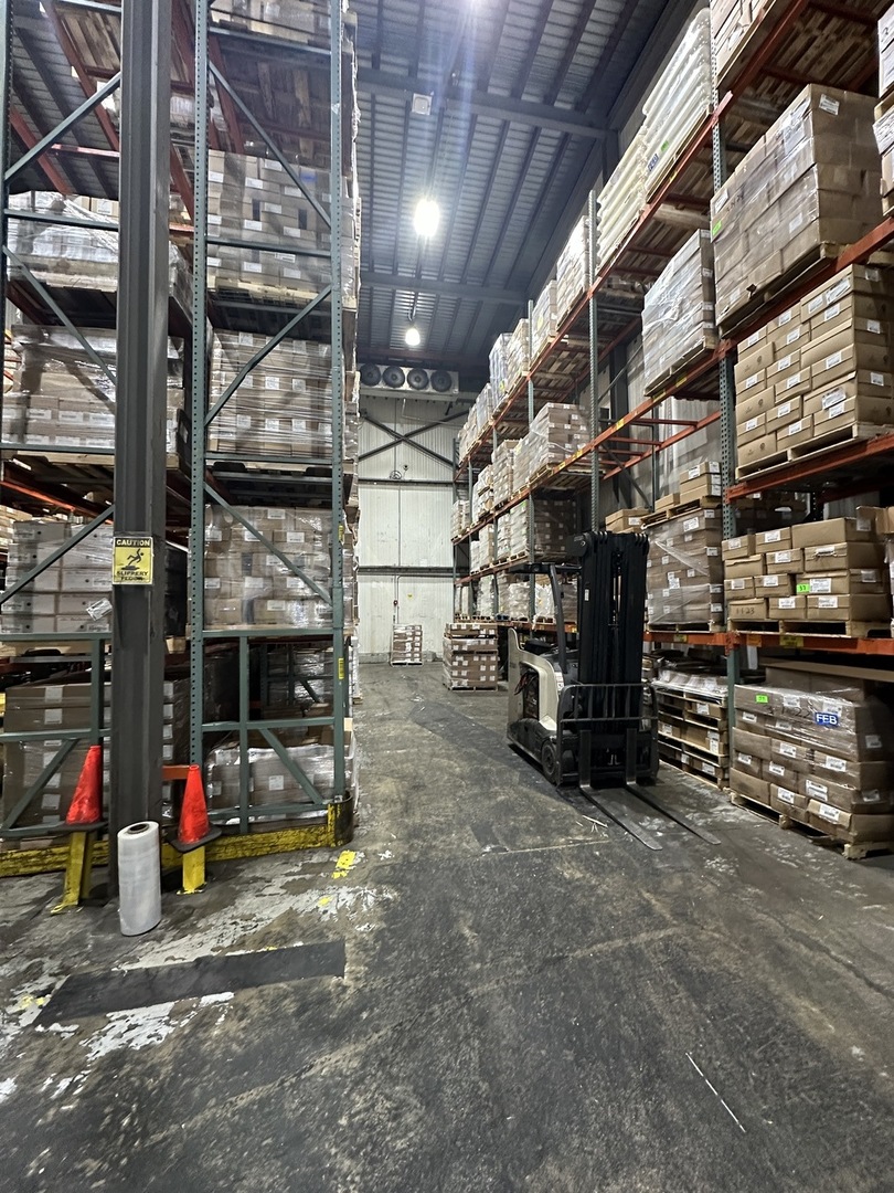 947 Carney Court, Antioch, IL 60002