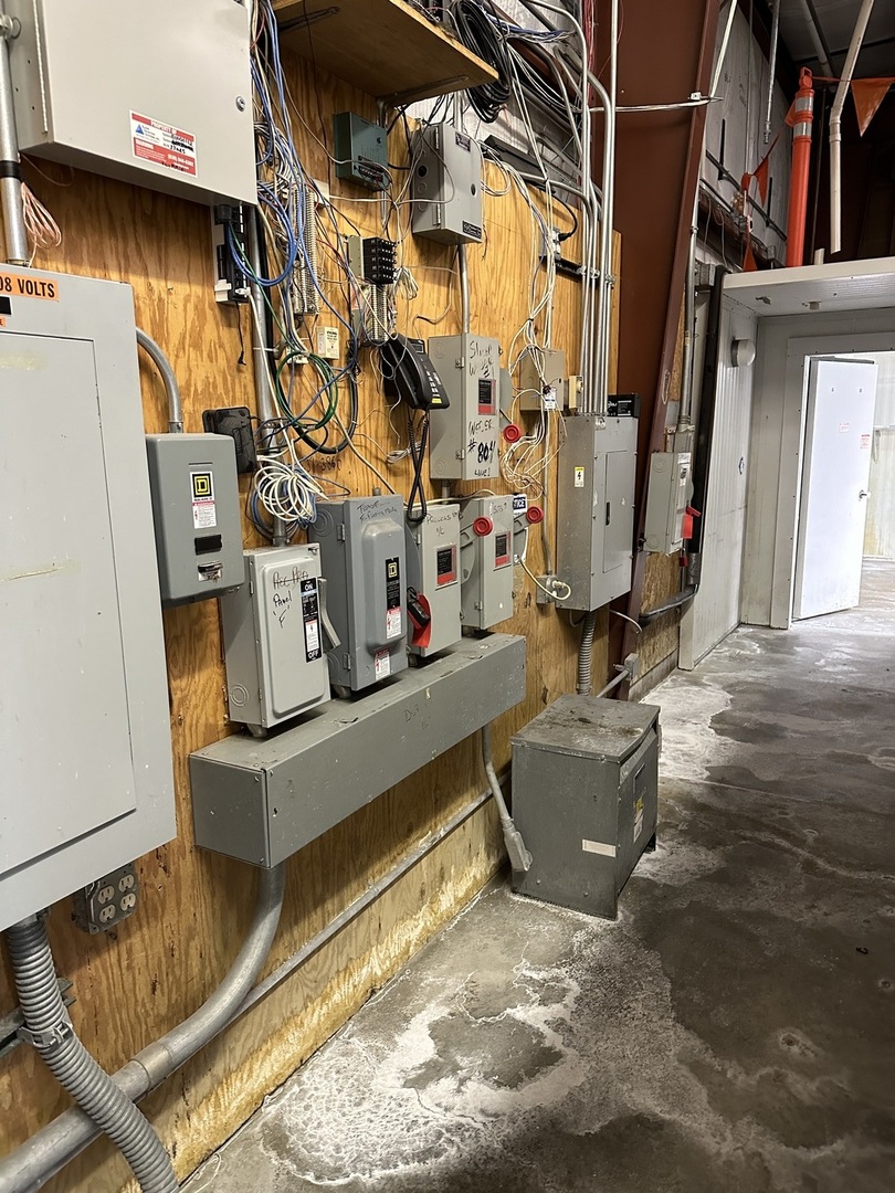 947 Carney Court, Antioch, IL 60002