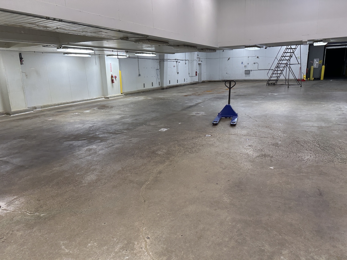 947 Carney Court, Antioch, IL 60002