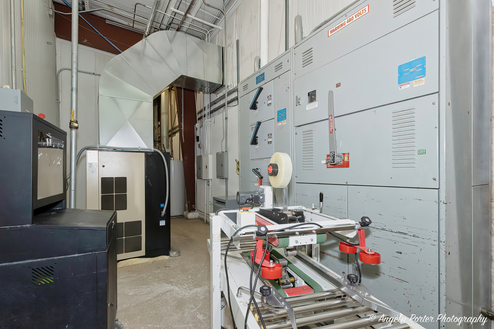 947 Carney Court, Antioch, IL 60002