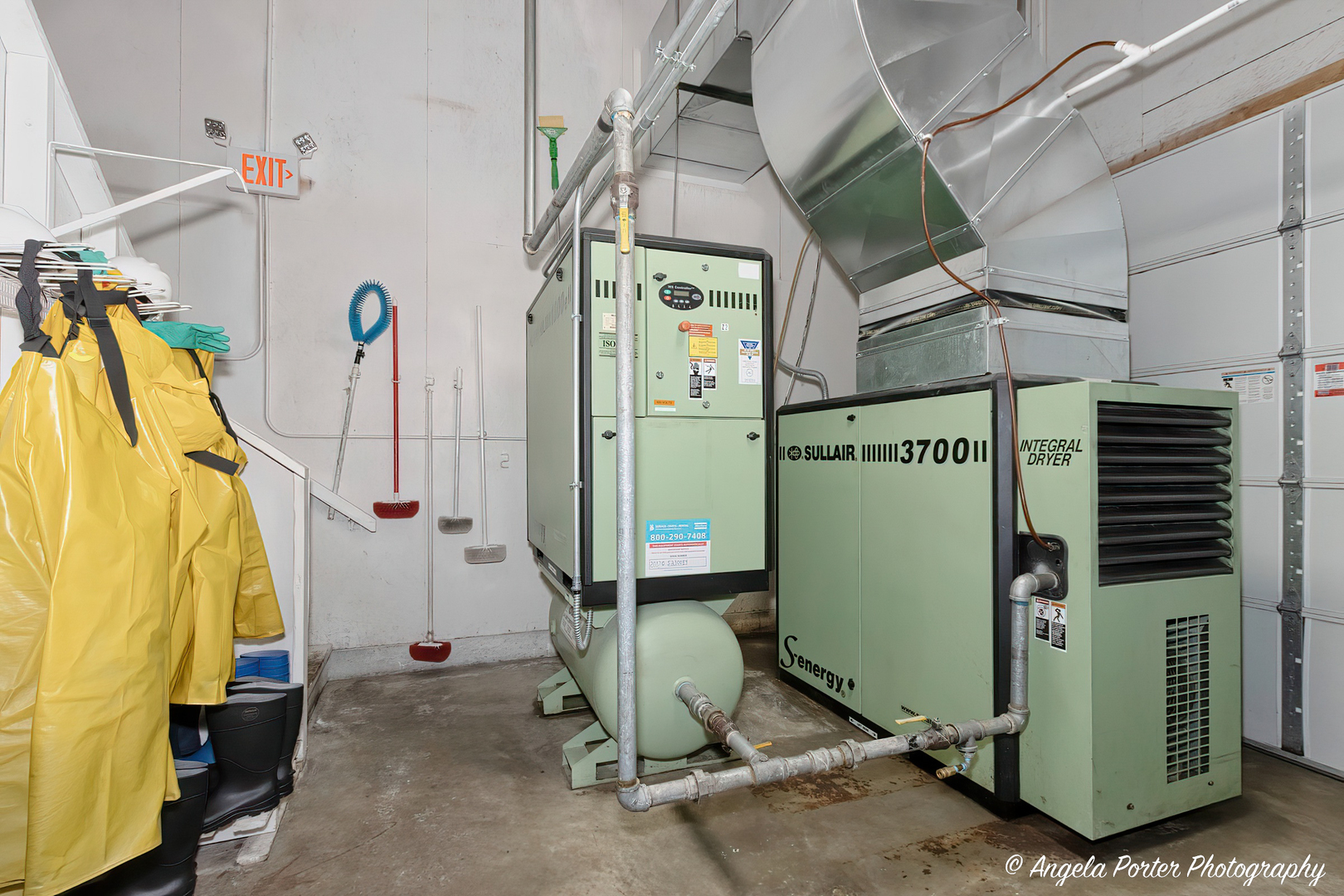 947 Carney Court, Antioch, IL 60002