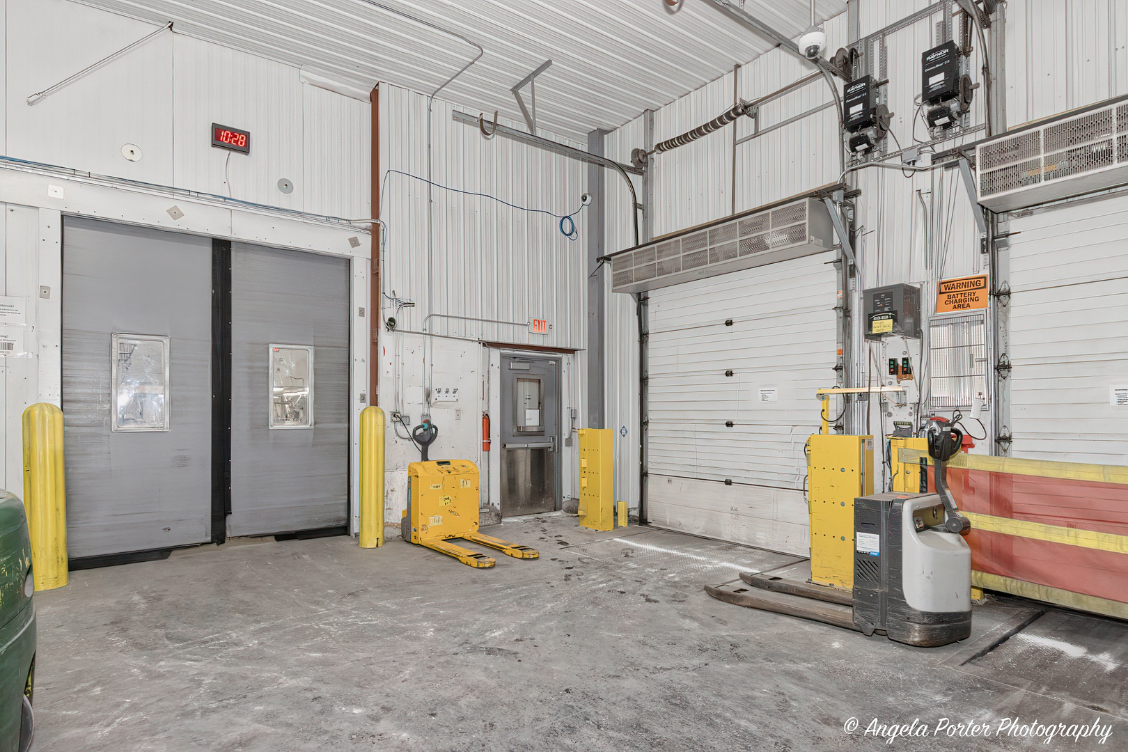 947 Carney Court, Antioch, IL 60002