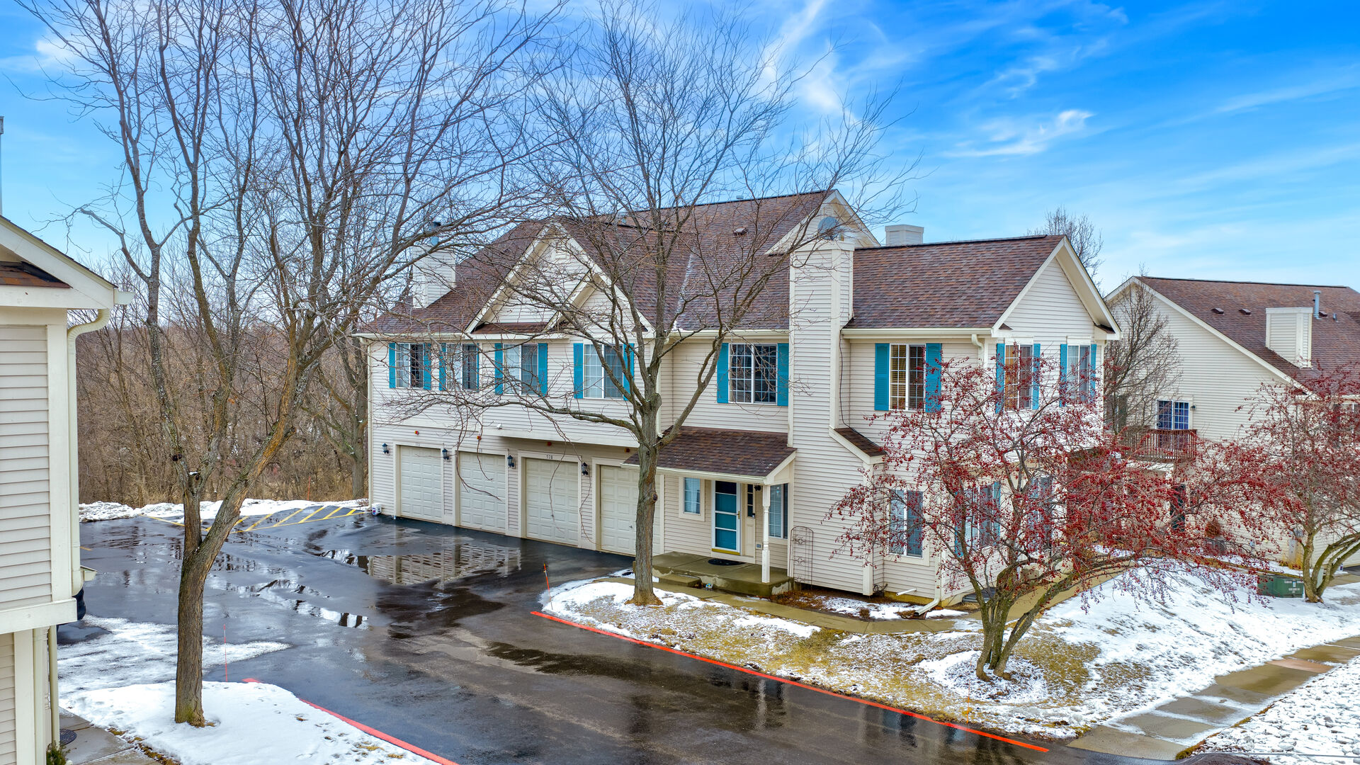 530 Fox Ridge Drive #530, Fox Lake, IL 60020