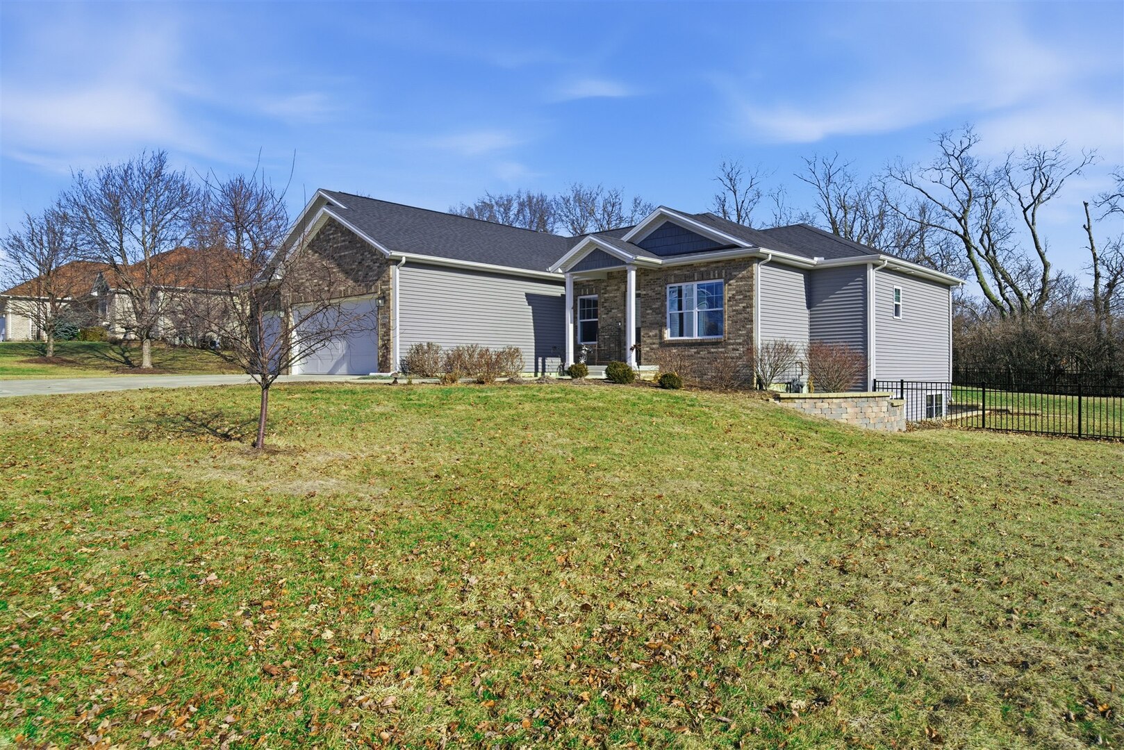 13591 Fawn Drive, Bloomington, IL 61705