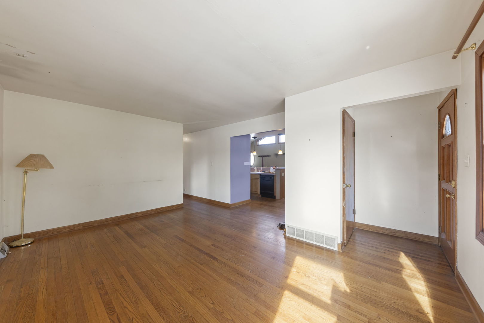 568 N West Avenue, Elmhurst, IL 60126