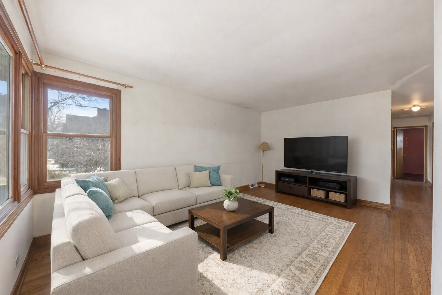 568 N West Avenue, Elmhurst, IL 60126