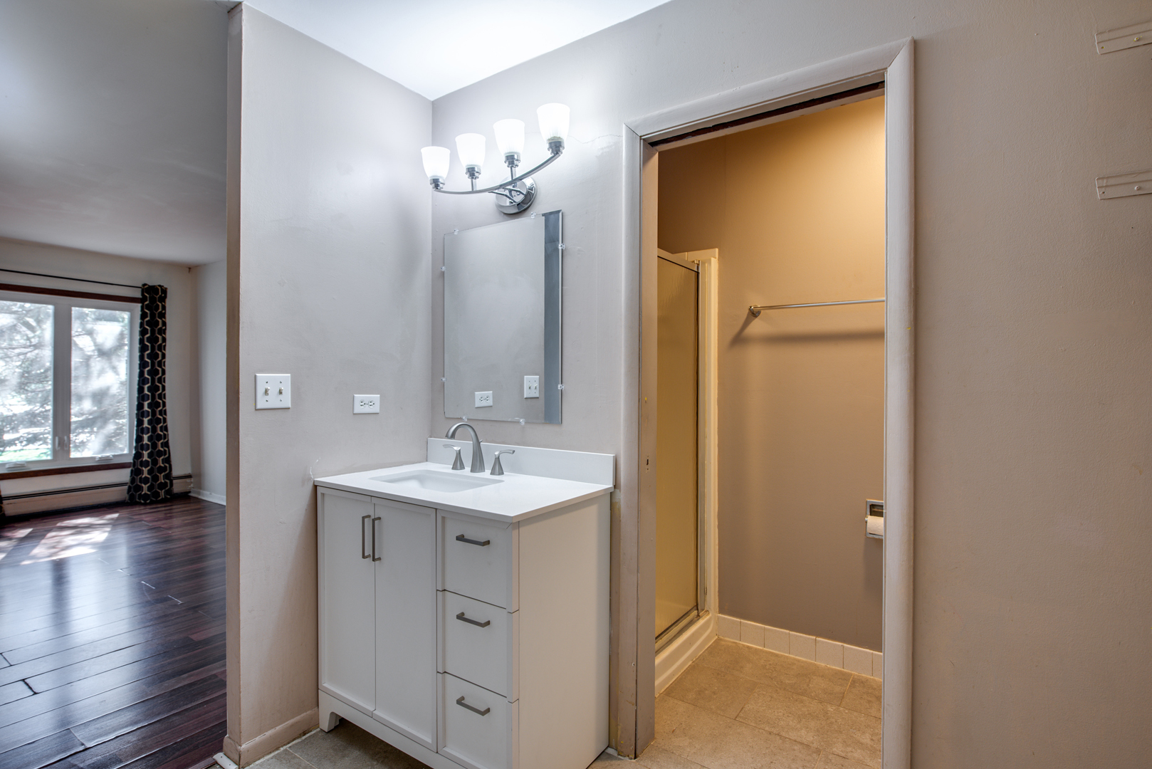 1049 W Ogden Avenue #1-112, Naperville, IL 60563