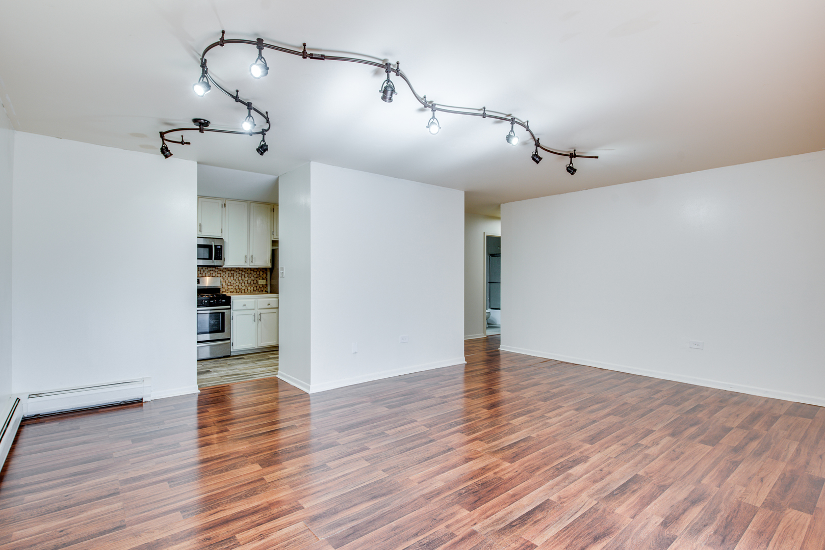 1049 W Ogden Avenue #1-112, Naperville, IL 60563