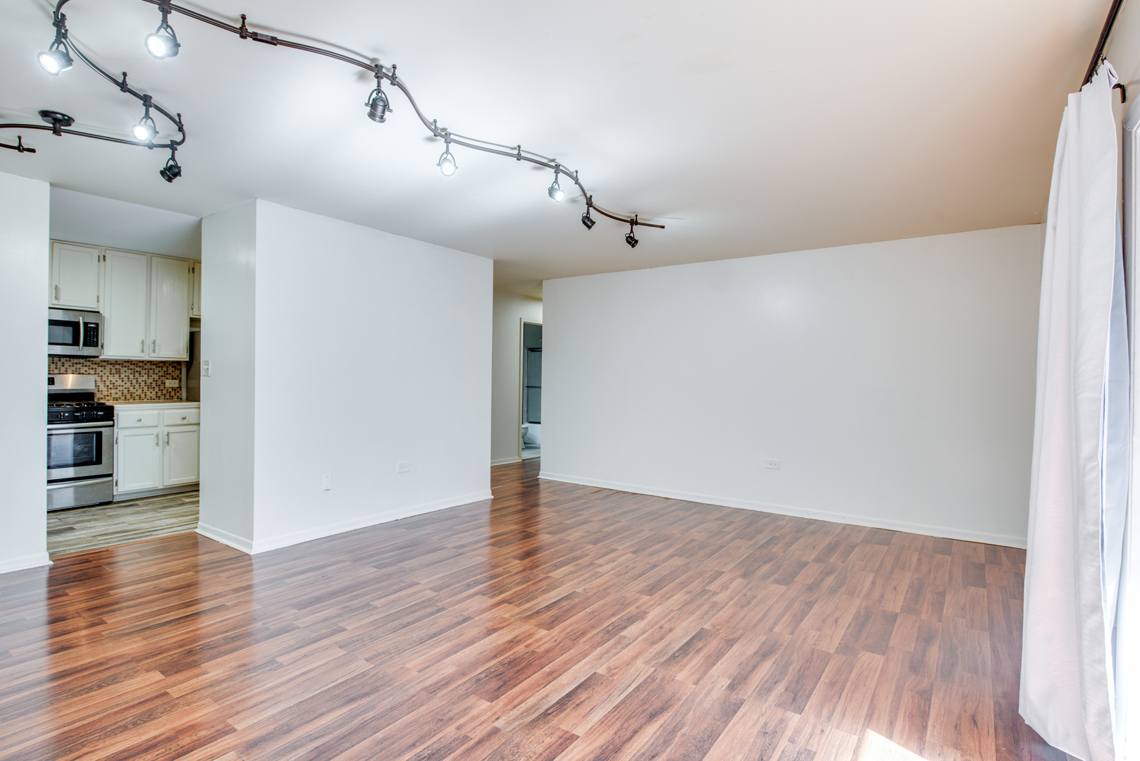 1049 W Ogden Avenue #1-112, Naperville, IL 60563