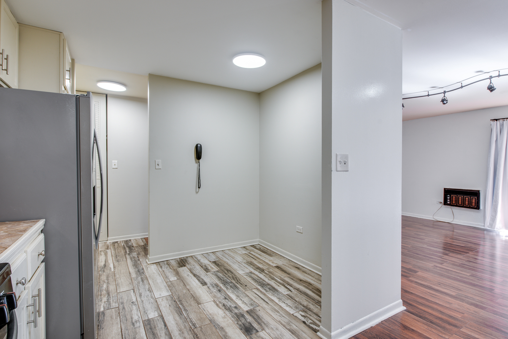 1049 W Ogden Avenue #1-112, Naperville, IL 60563