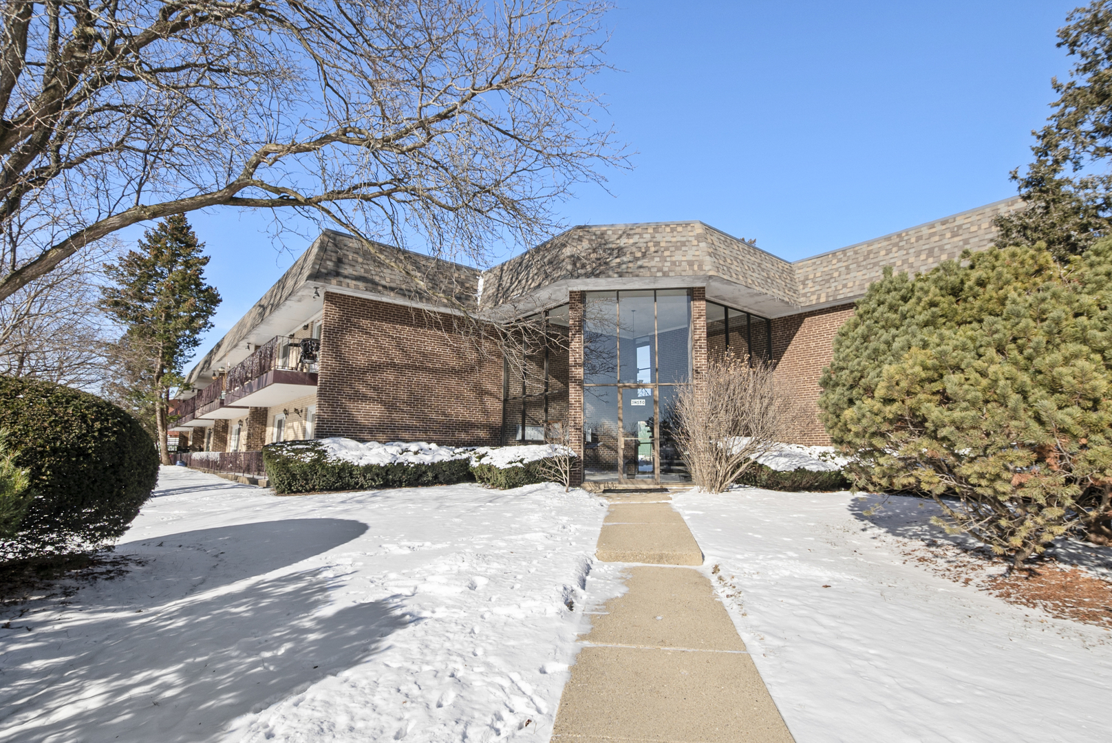 3N550 Crown Road #2, Elmhurst, IL 60126