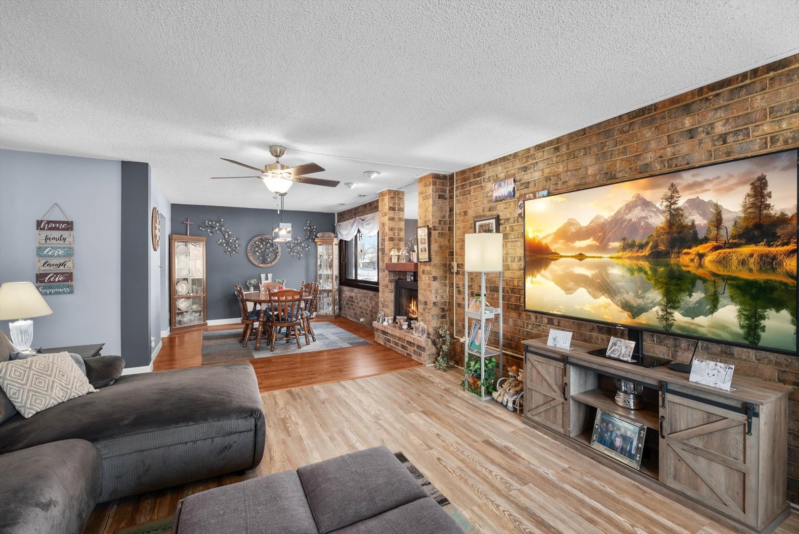 1501 Woodbridge Road #1A, Joliet, IL 60436