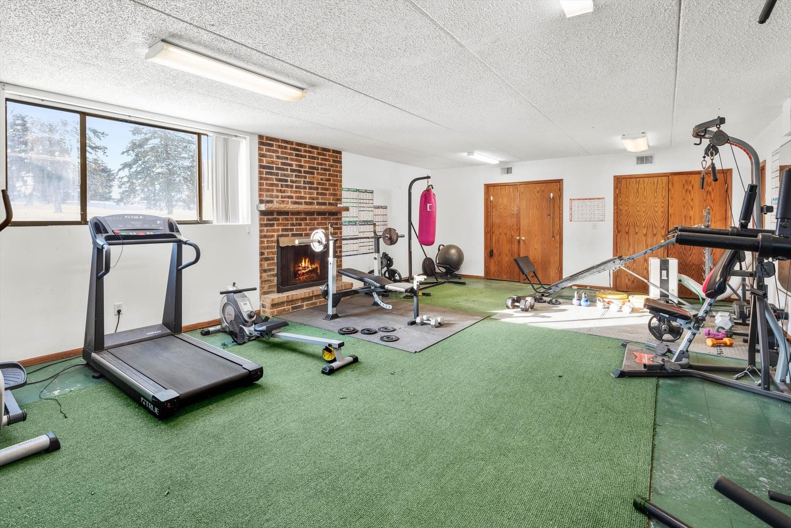 1501 Woodbridge Road #1A, Joliet, IL 60436