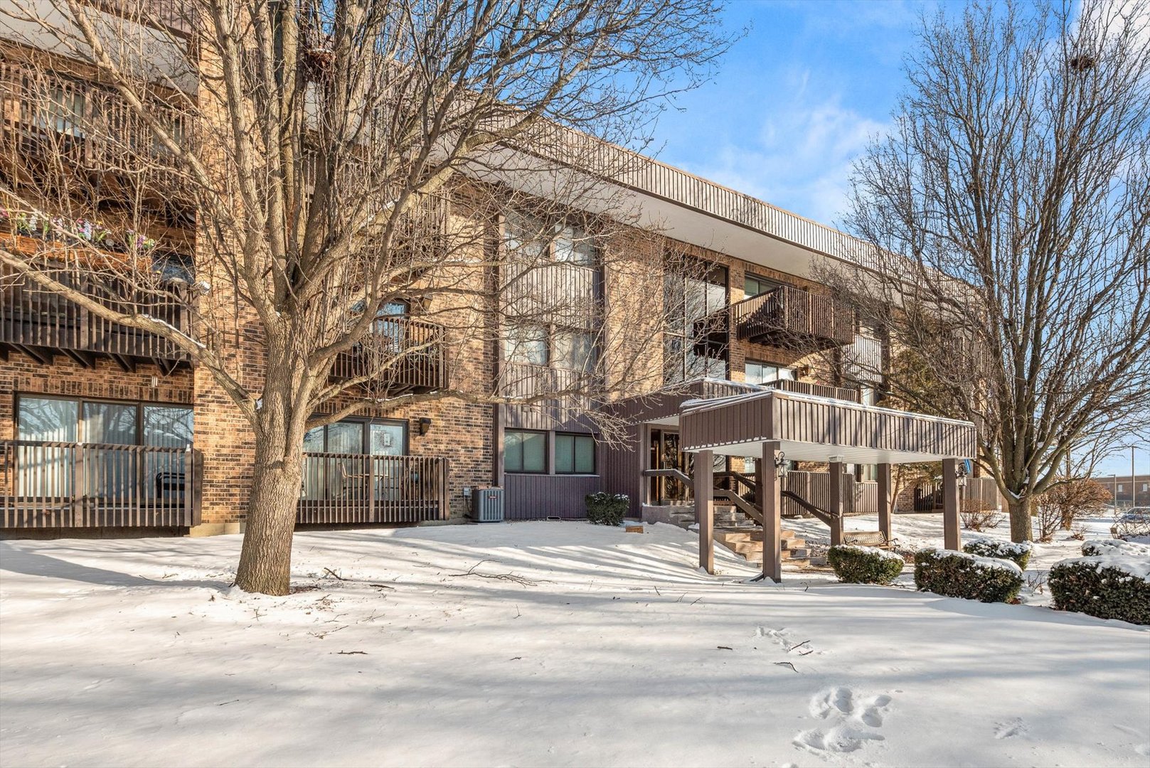 1501 Woodbridge Road #1A, Joliet, IL 60436