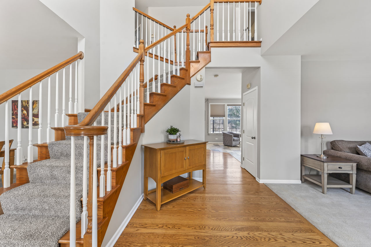 1575 Old Forge Road, Bartlett, IL 60103