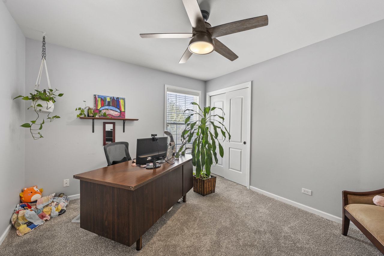 1575 Old Forge Road, Bartlett, IL 60103