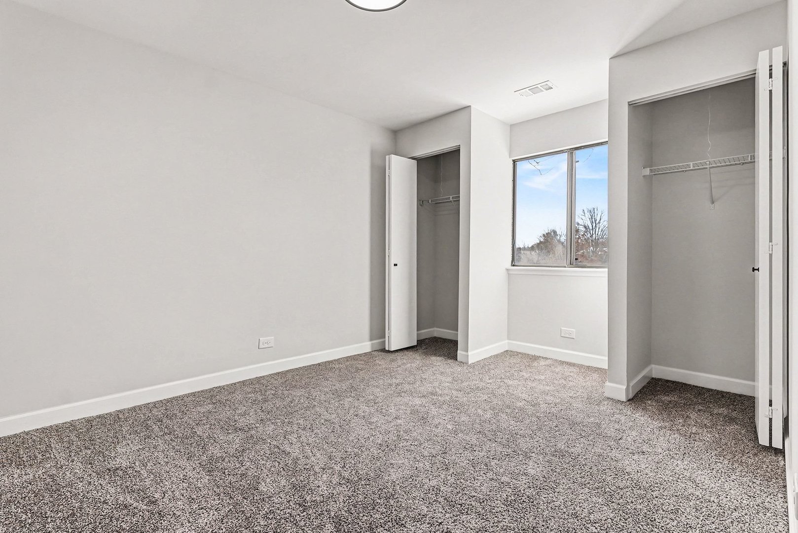 1051 Driftwood Court #A2, Wheeling, IL 60090