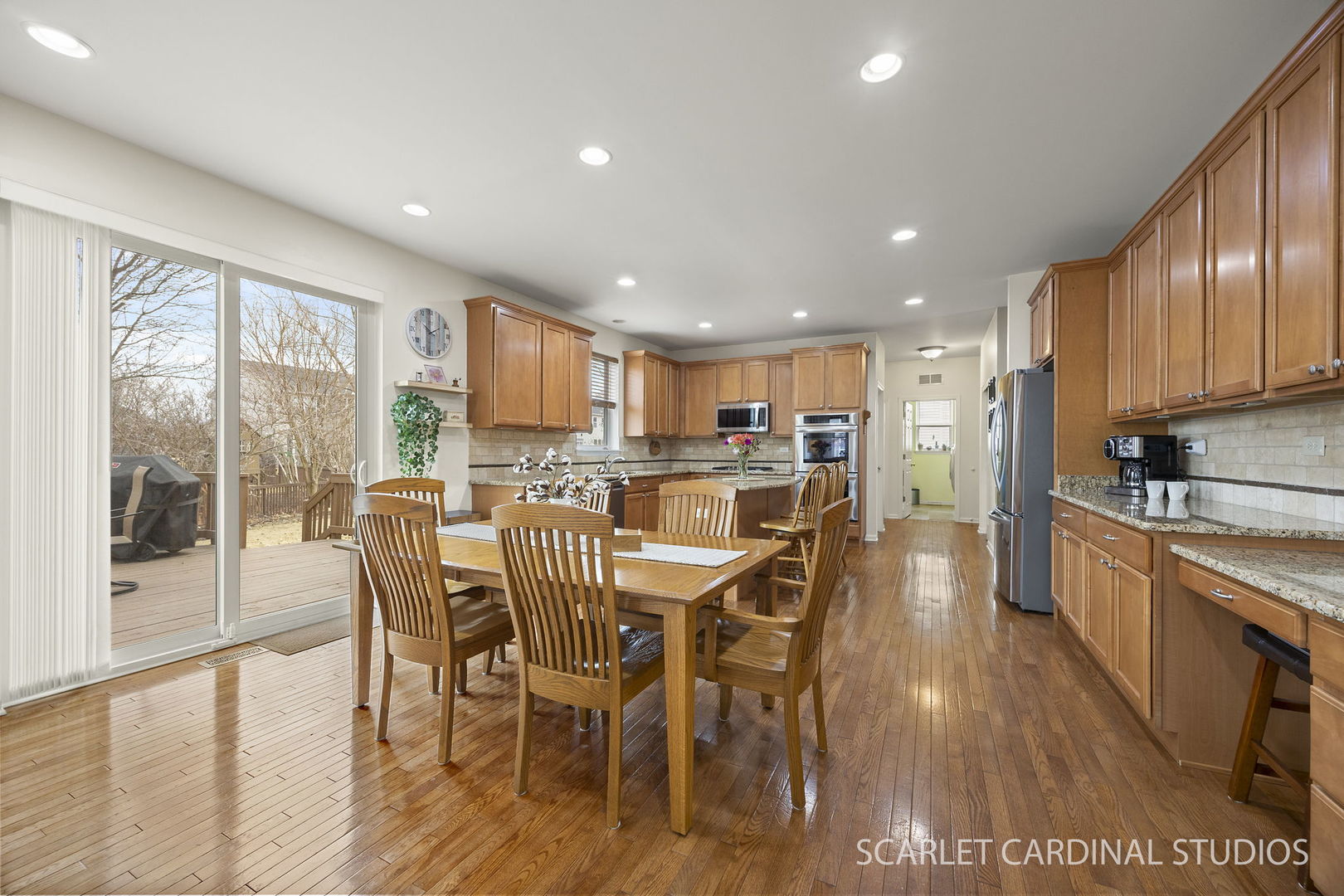 628 Ebony Drive, Oswego, IL 60543