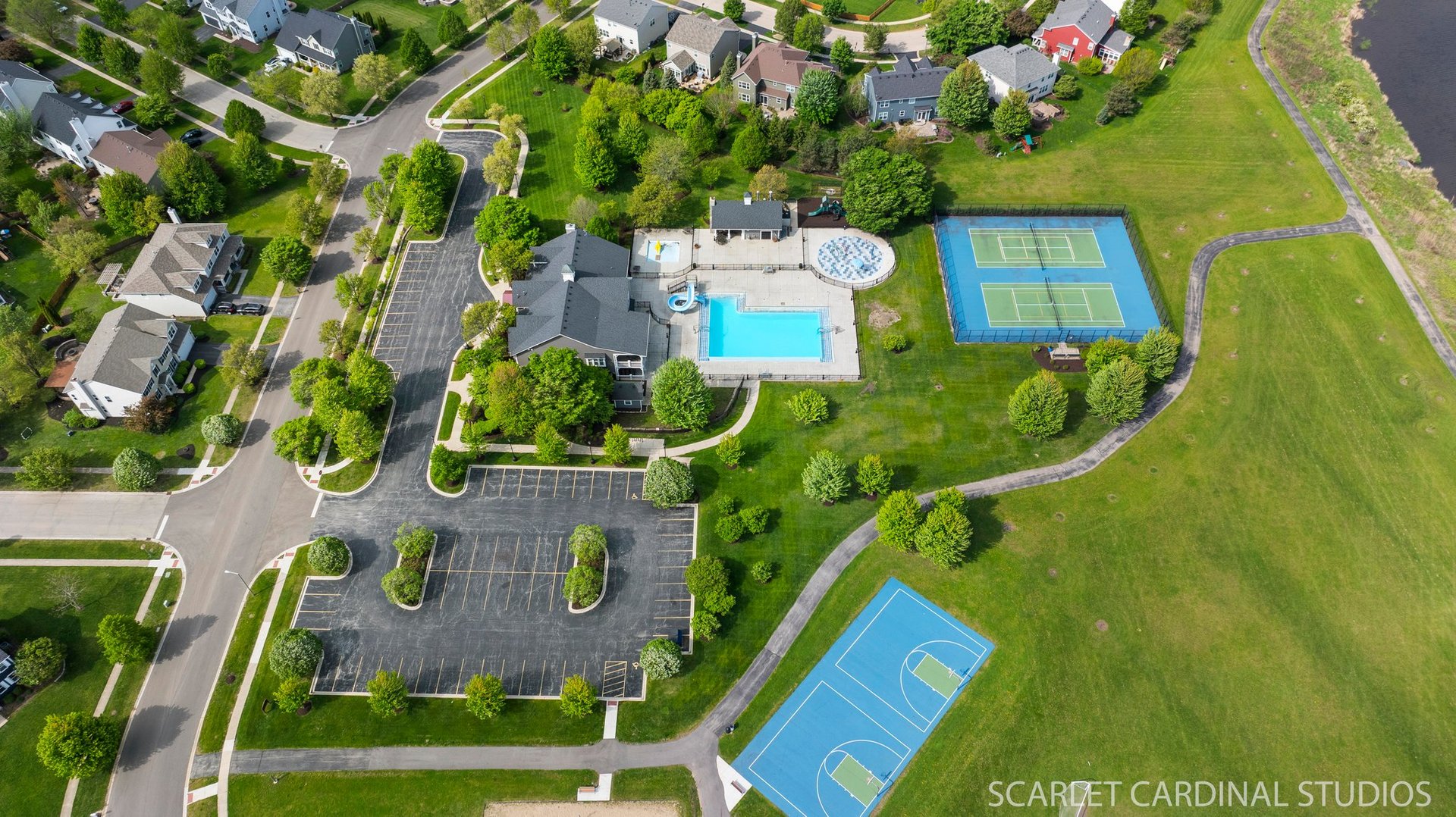 628 Ebony Drive, Oswego, IL 60543