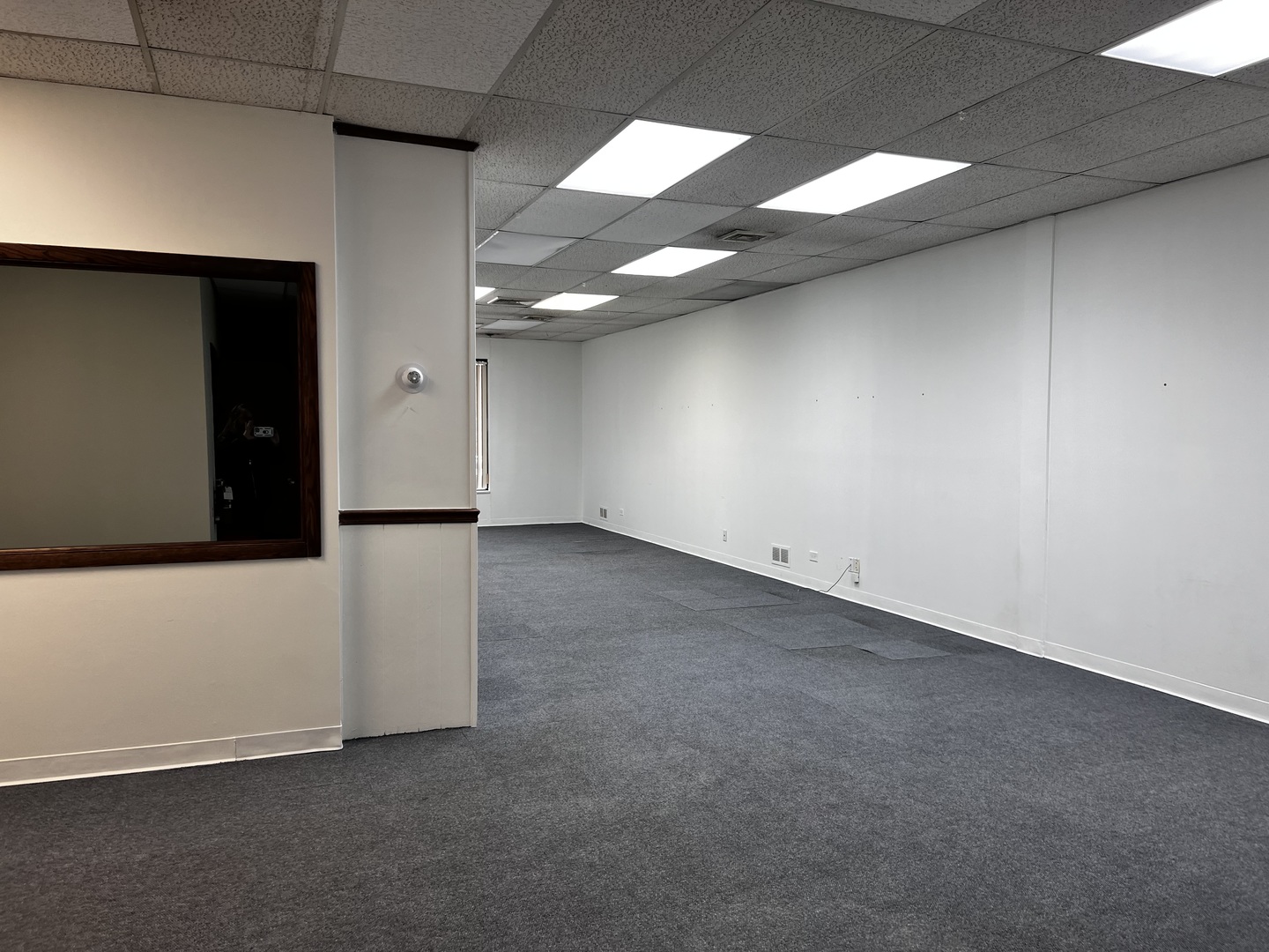 9957 S Roberts Road #B, Palos Hills, IL 60465