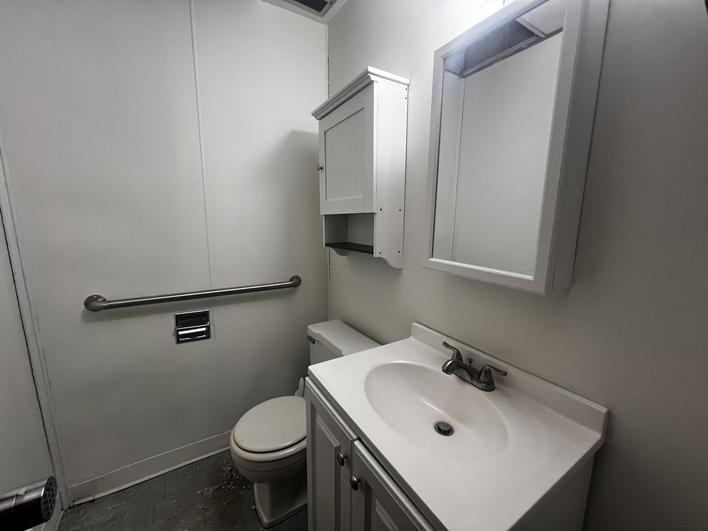 9957 S Roberts Road #B, Palos Hills, IL 60465