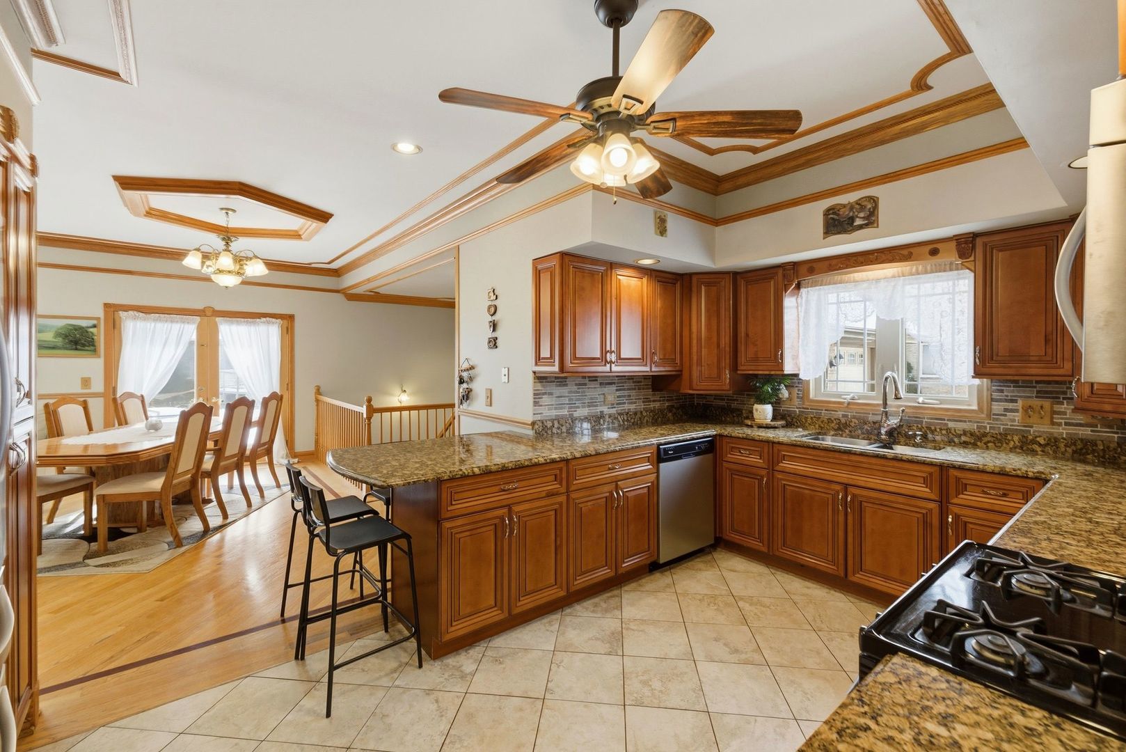 13335 W Choctaw Trail, Homer Glen, IL 60491