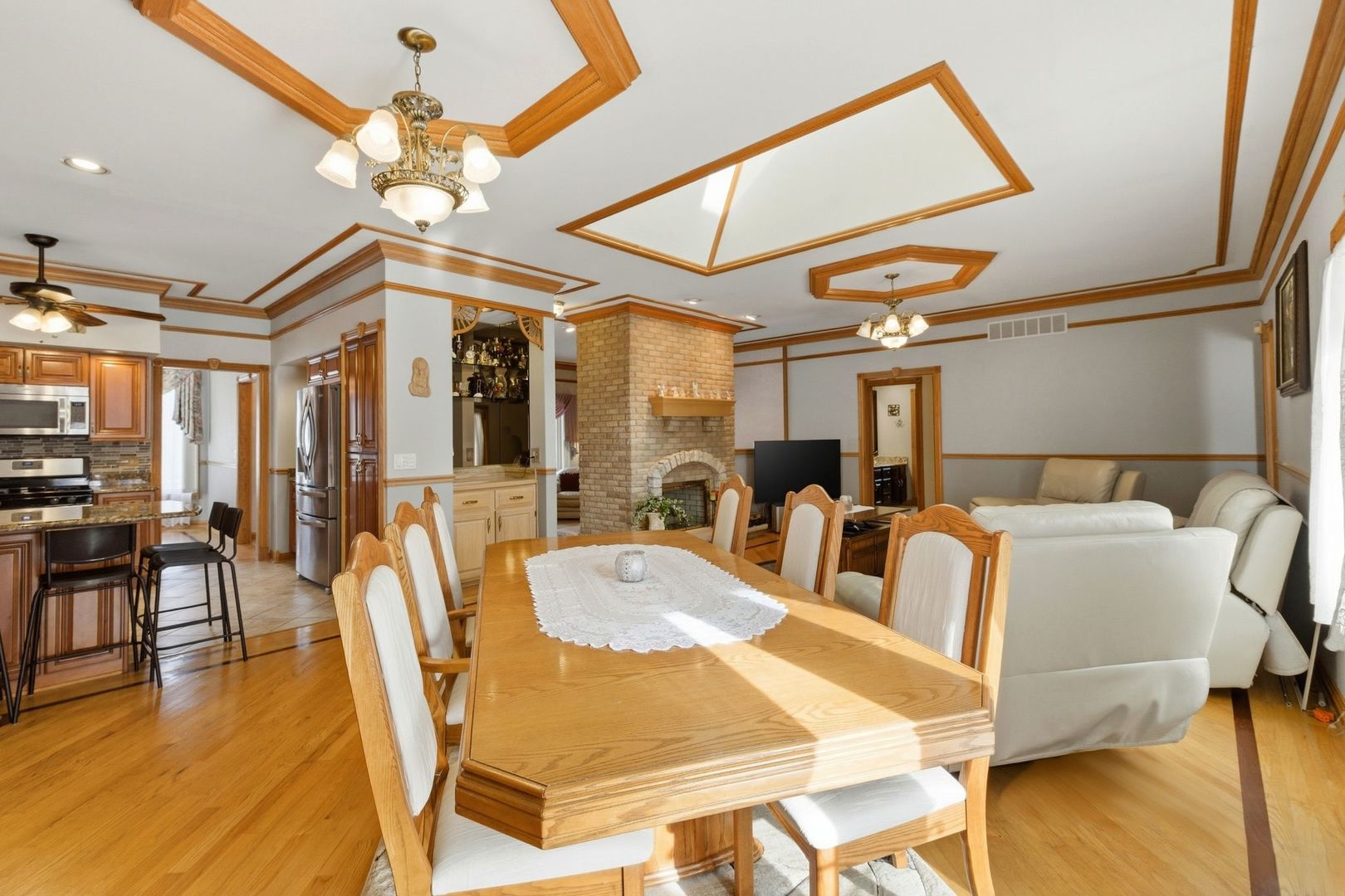 13335 W Choctaw Trail, Homer Glen, IL 60491