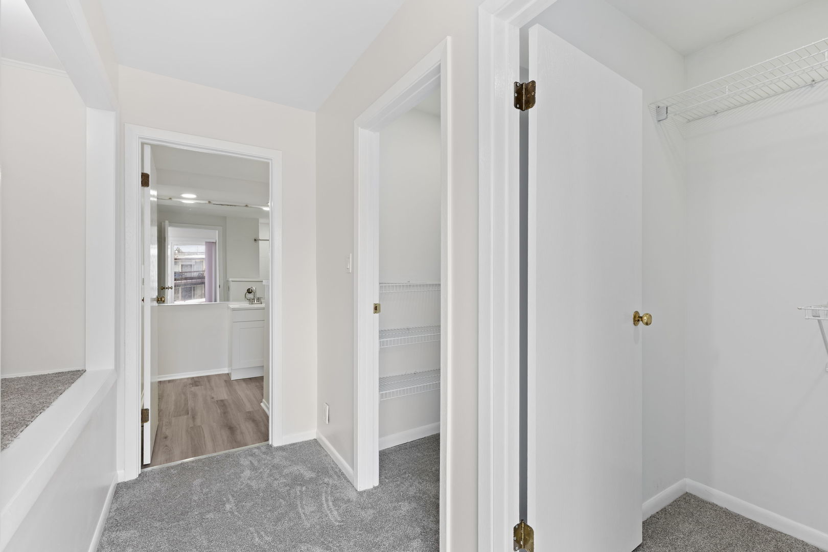 1571 Winnetka Road, Glenview, IL 60025