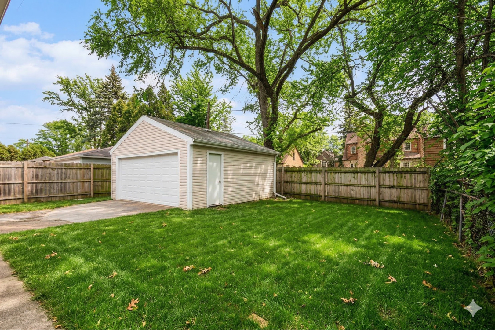 8117 W 30th Street, Riverside, IL 60546