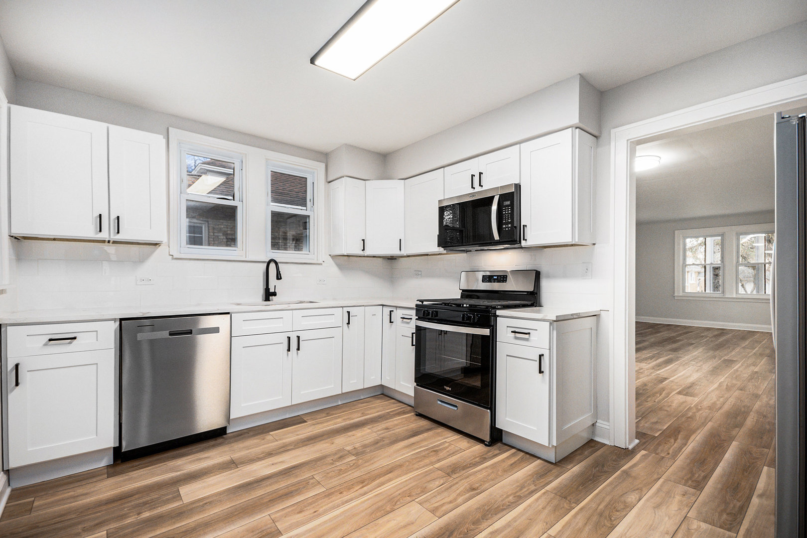 8117 W 30th Street, Riverside, IL 60546