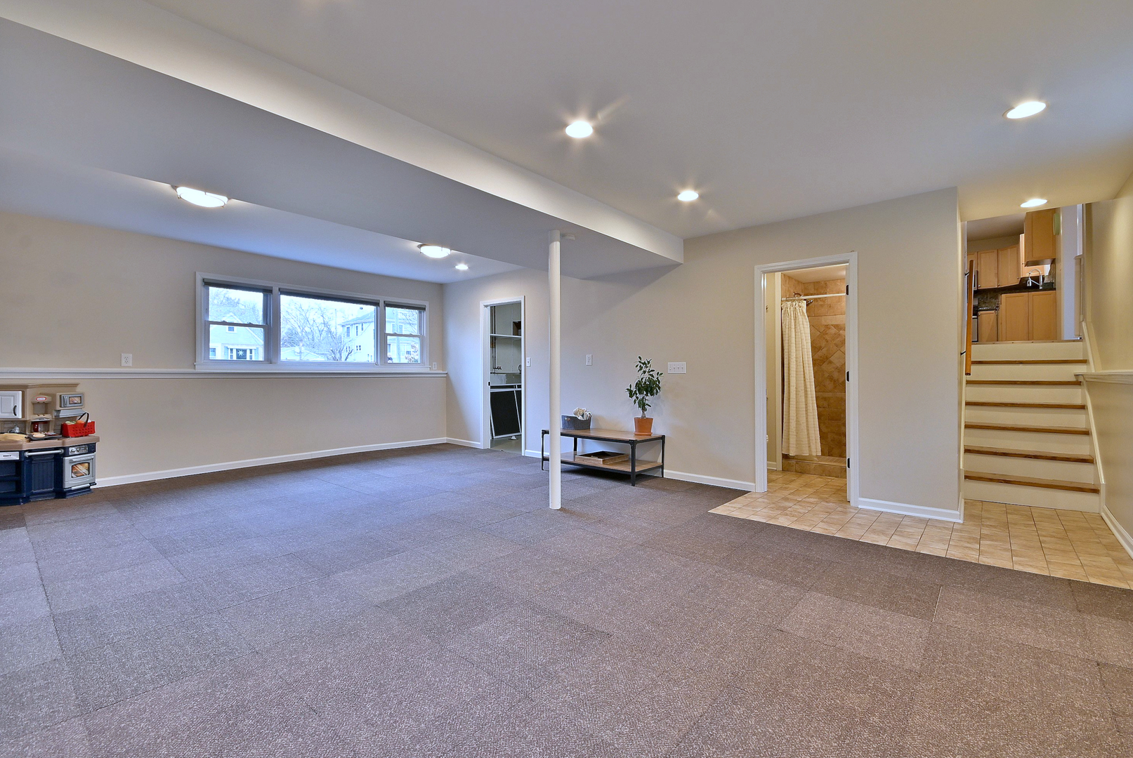 554 S Edson Avenue, Lombard, IL 60148