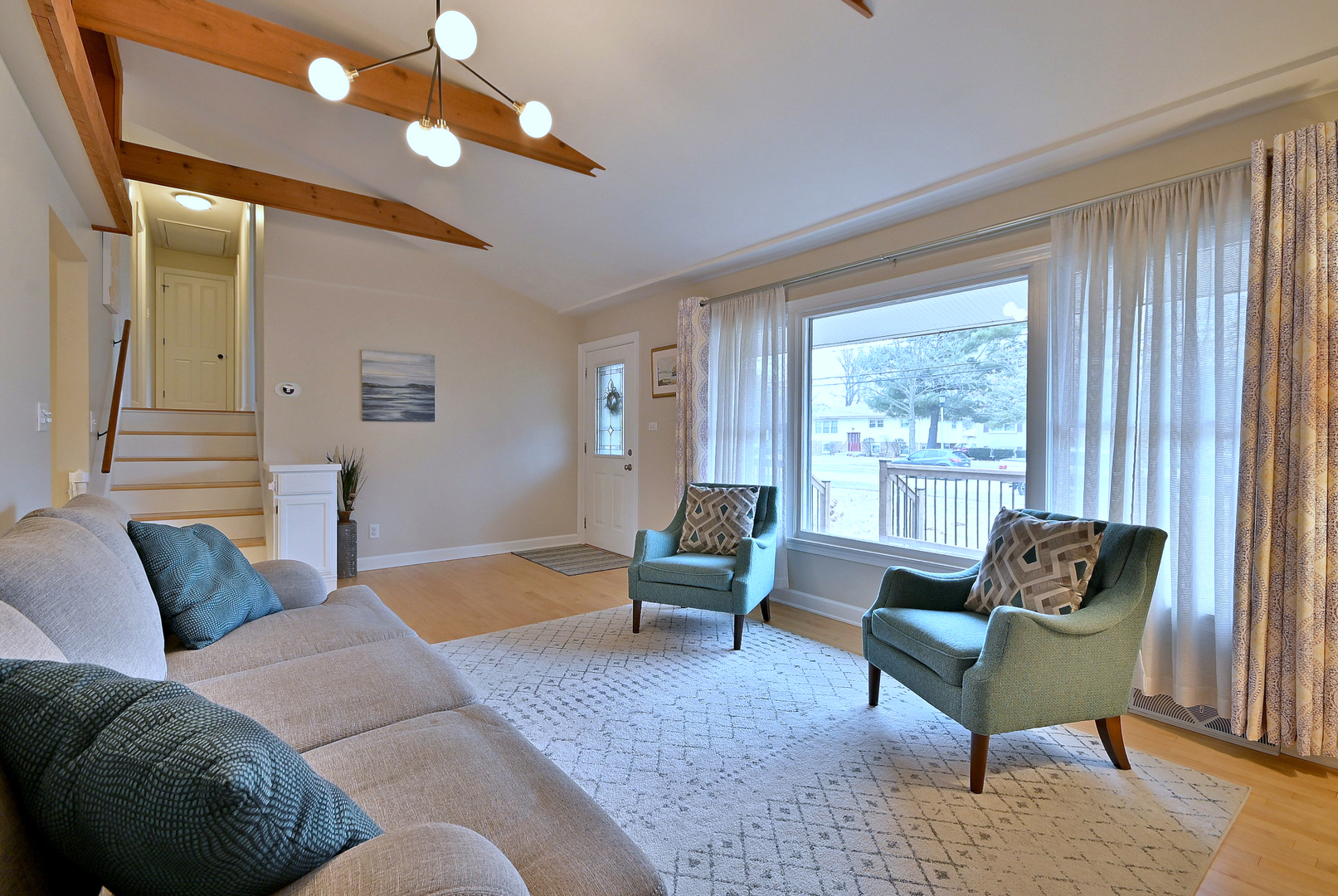 554 S Edson Avenue, Lombard, IL 60148